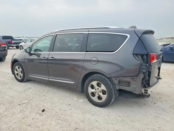 2C4RC1EG5HR644492 2017 CHRYSLER PACIFICA - Image 2