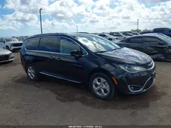 2C4RC1EG5HR669361 2017 CHRYSLER PACIFICA