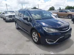 2C4RC1EG5HR669506 2017 CHRYSLER PACIFICA