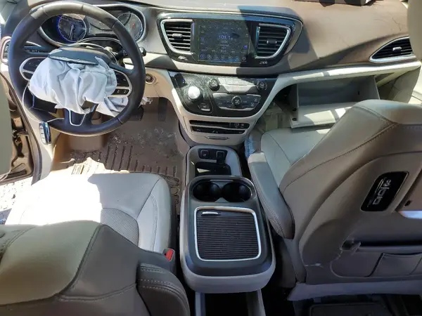2C4RC1EG5HR695605 2017 CHRYSLER PACIFICA - Image 8