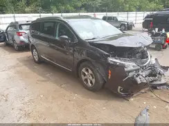 2C4RC1EG5HR706196 2017 CHRYSLER PACIFICA
