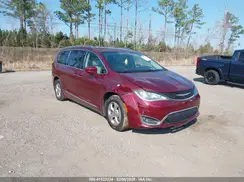 2C4RC1EG5HR708899 2017 CHRYSLER PACIFICA