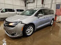 2C4RC1EG5HR721443 2017 CHRYSLER PACIFICA