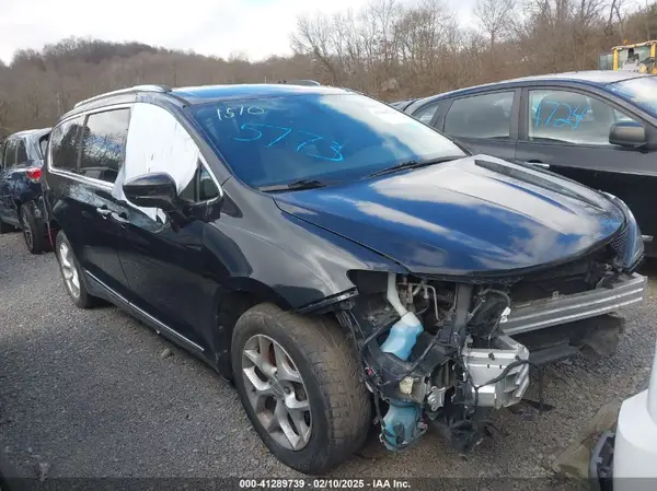 2C4RC1EG5HR721510 2017 CHRYSLER PACIFICA - Image 1