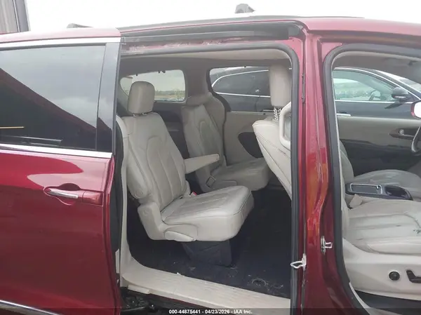 2C4RC1EG5HR752840 2017 CHRYSLER PACIFICA - Image 8