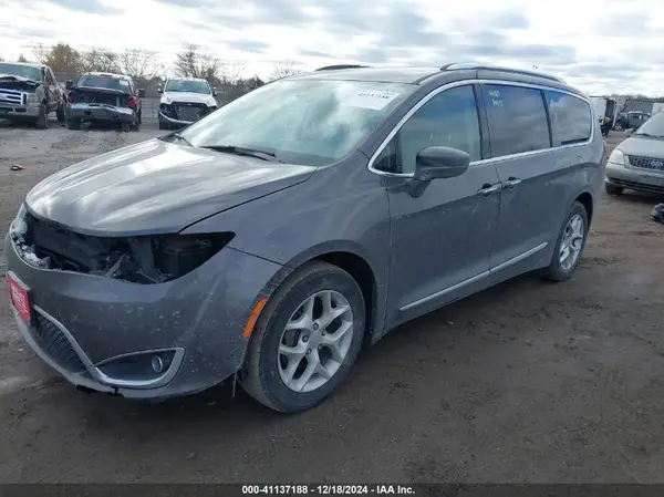 2C4RC1EG5HR752871 2017 CHRYSLER PACIFICA - Image 2