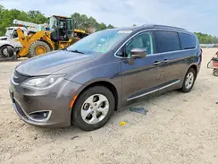 2C4RC1EG5HR757326 2017 CHRYSLER PACIFICA