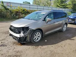 2C4RC1EG5HR763949 2017 CHRYSLER PACIFICA