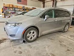 2C4RC1EG5HR782226 2017 CHRYSLER PACIFICA
