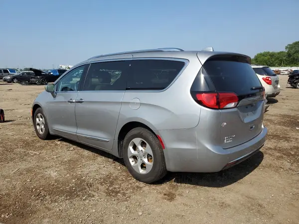 2C4RC1EG5HR817248 2017 CHRYSLER PACIFICA - Image 2