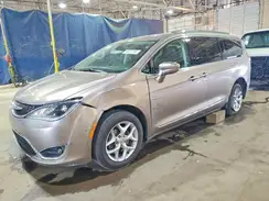 2C4RC1EG5HR832946 2017 CHRYSLER PACIFICA