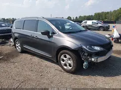2C4RC1EG5HR839864 2017 CHRYSLER PACIFICA