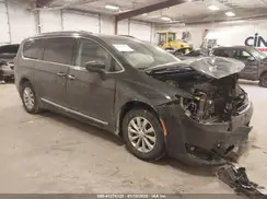 2C4RC1EG5JR103416 2018 CHRYSLER PACIFICA