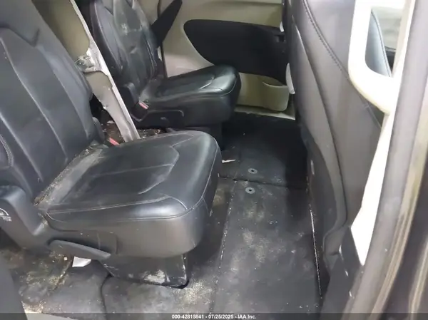 2C4RC1EG5JR107787 2018 CHRYSLER PACIFICA - Image 8