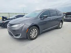 2C4RC1EG5JR108499 2018 CHRYSLER PACIFICA