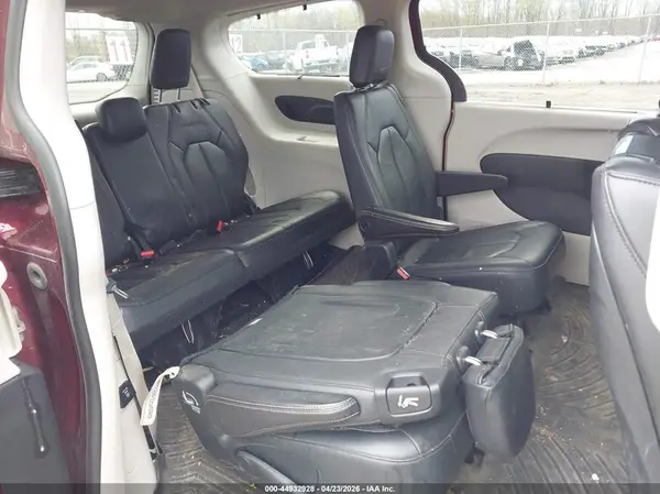 2C4RC1EG5JR111628 2018 CHRYSLER PACIFICA - Image 8
