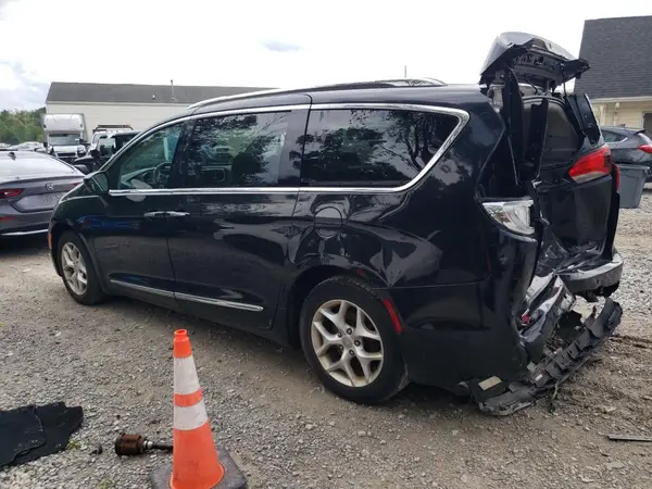 2C4RC1EG5JR116621 2018 CHRYSLER PACIFICA - Image 2
