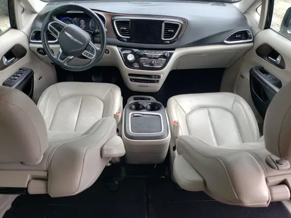 2C4RC1EG5JR116621 2018 CHRYSLER PACIFICA - Image 8