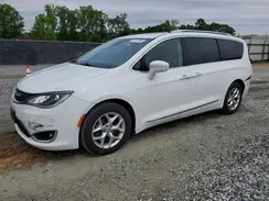 2C4RC1EG5JR132379 2018 CHRYSLER PACIFICA