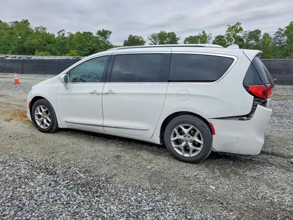 2C4RC1EG5JR132379 2018 CHRYSLER PACIFICA - Image 2