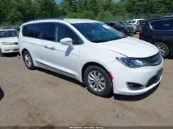 2C4RC1EG5JR155368 2018 CHRYSLER PACIFICA