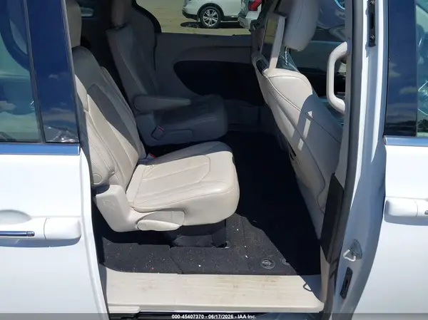 2C4RC1EG5JR155368 2018 CHRYSLER PACIFICA - Image 8