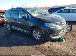 2C4RC1EG5JR157234 2018 CHRYSLER PACIFICA
