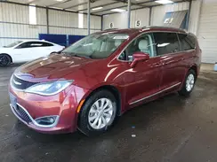 2C4RC1EG5JR174969 2018 CHRYSLER PACIFICA