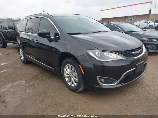 2C4RC1EG5JR194364 2018 CHRYSLER PACIFICA - Image 1