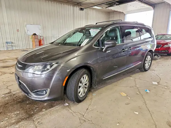 2C4RC1EG5JR194736 2018 CHRYSLER PACIFICA - Image 1