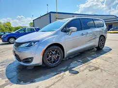 2C4RC1EG5JR226701 2018 CHRYSLER PACIFICA