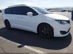 2C4RC1EG5JR234975 2018 CHRYSLER PACIFICA