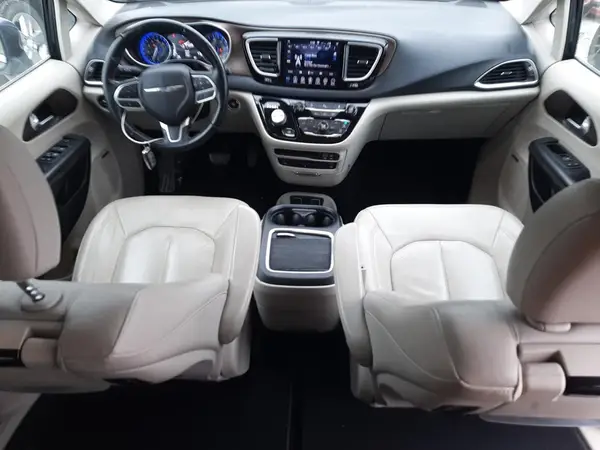 2C4RC1EG5JR235107 2018 CHRYSLER PACIFICA - Image 8