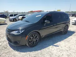 2C4RC1EG5JR236323 2018 CHRYSLER PACIFICA