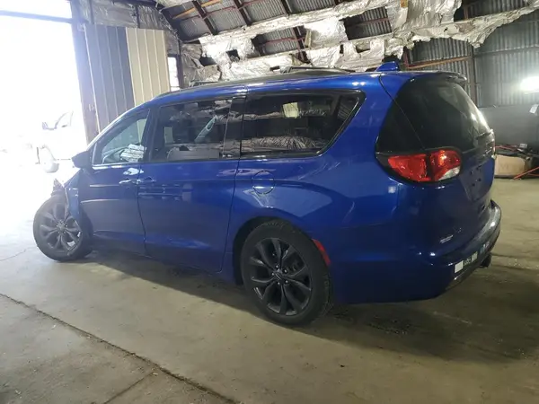 2C4RC1EG5JR261898 2018 CHRYSLER PACIFICA - Image 2