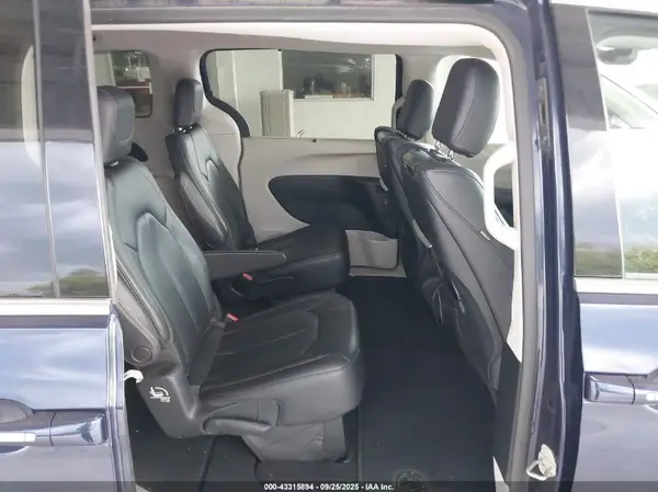 2C4RC1EG5JR271203 2018 CHRYSLER PACIFICA - Image 8