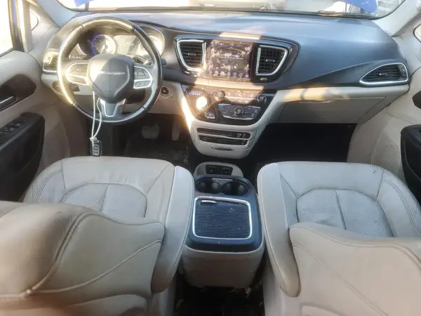 2C4RC1EG5JR271413 2018 CHRYSLER PACIFICA - Image 8