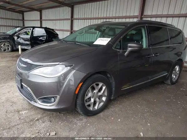 2C4RC1EG5JR271430 2018 CHRYSLER PACIFICA - Image 2