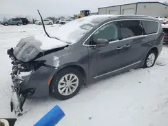 2C4RC1EG5JR272870 2018 CHRYSLER PACIFICA