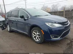 2C4RC1EG5JR292164 2018 CHRYSLER PACIFICA