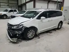 2C4RC1EG5JR292665 2018 CHRYSLER PACIFICA