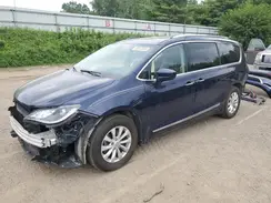 2C4RC1EG5JR306080 2018 CHRYSLER PACIFICA