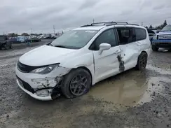 2C4RC1EG5JR307651 2018 CHRYSLER PACIFICA