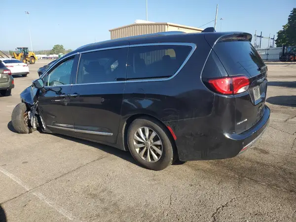 2C4RC1EG5JR317399 2018 CHRYSLER PACIFICA - Image 2