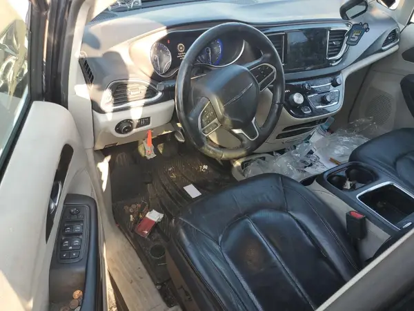 2C4RC1EG5JR317399 2018 CHRYSLER PACIFICA - Image 8