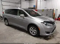 2C4RC1EG5JR318326 2018 CHRYSLER PACIFICA