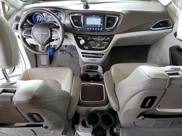 2C4RC1EG5JR321940 2018 CHRYSLER PACIFICA - Image 8