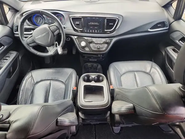 2C4RC1EG5JR332744 2018 CHRYSLER PACIFICA - Image 8