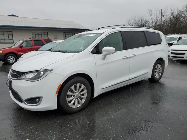 2C4RC1EG5JR338382 2018 CHRYSLER PACIFICA - Image 1