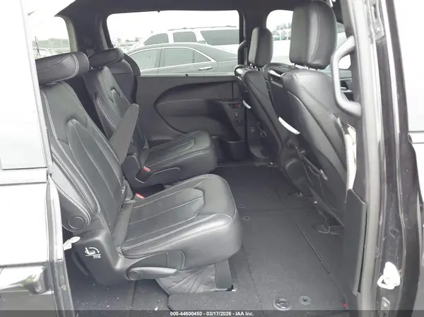 2C4RC1EG5JR338592 2018 CHRYSLER PACIFICA - Image 8